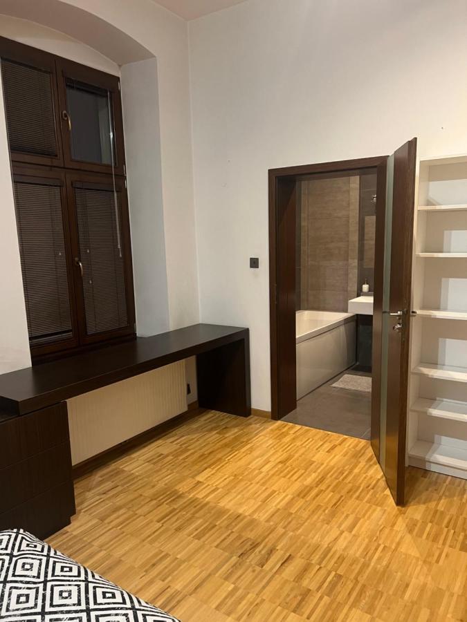 Nowoczesny 100M2 Apartament W Centrum ウッチ エクステリア 写真